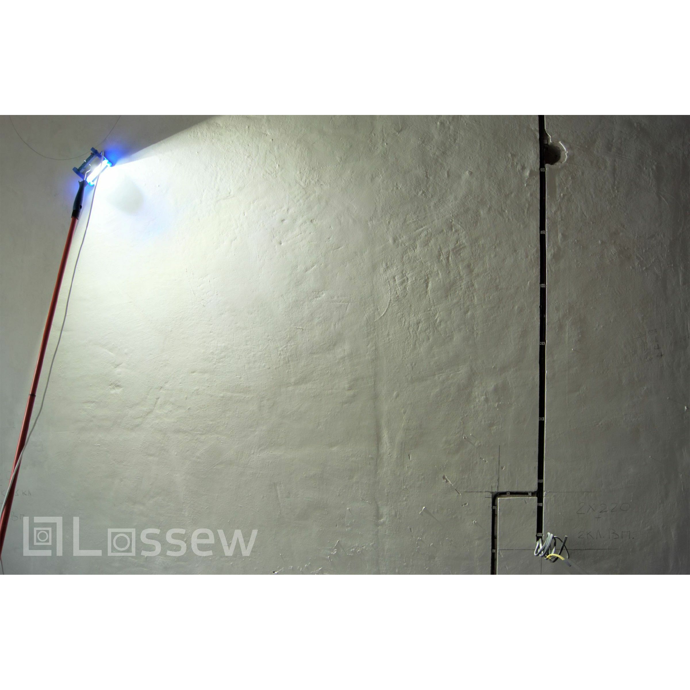 Проявочный свет купить. Проявочная лампа маляра LOSSEW. Малярный светильник LOSSEW Lamp p2 Ultra Pro. Проявочная лампа Лосева. Лампа маляра LOSSEW p2 Ultra Pro.